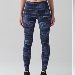 lululemon athletica Blue Patterned Leggings Excellant condition